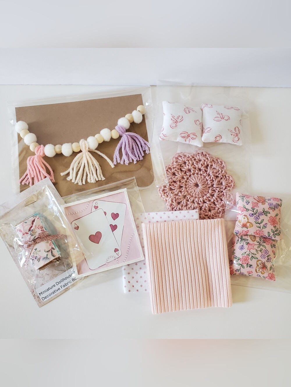 Miniature Dollhouse 1:12 Scale Accessory Bundle Pink Maileg